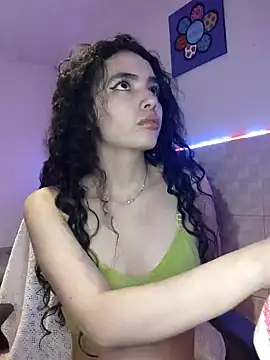 Emily Saez1 online show from 19, 12, 2024