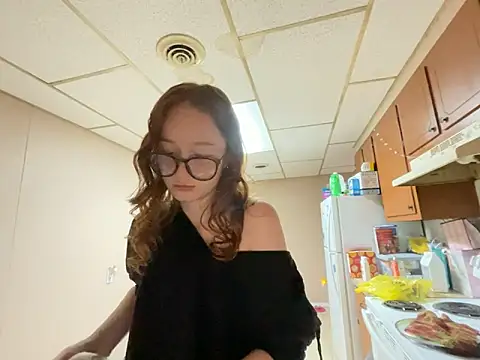 gingerbabe18 online show from 10, 5, 2026