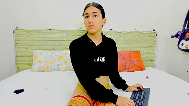 Evil Queen13 online show from 12, 2, 2026