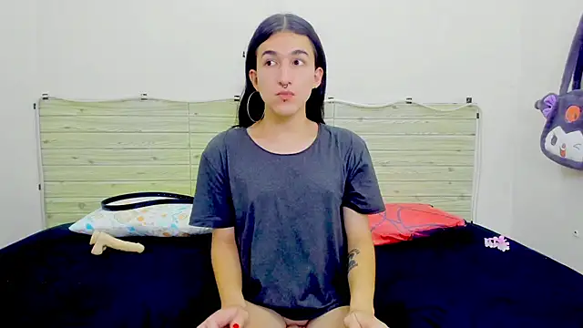 Evil Queen13 online show from 8, 1, 2026