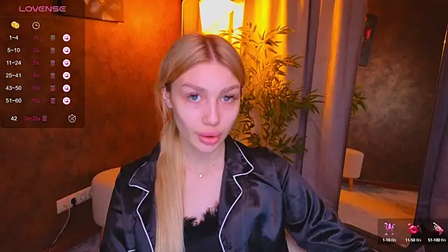 Ella Milla online show from 27, 1, 2025