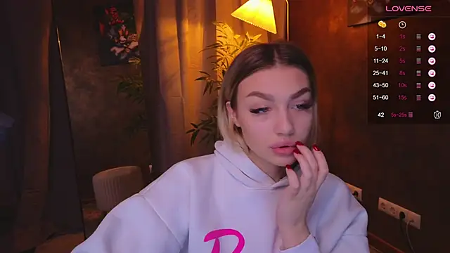 Ella Milla online show from 6, 1, 2025