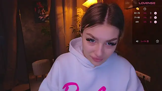 Ella Milla online show from 6, 1, 2025