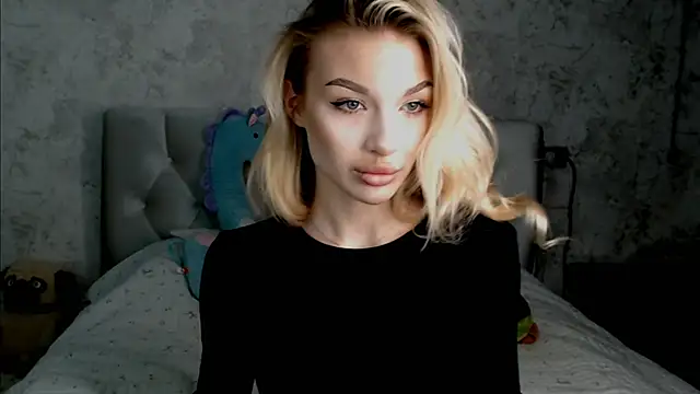Ella Milla online show from 11, 5, 2026