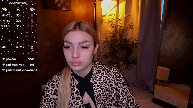 Ella Milla online show from 22, 1, 2025