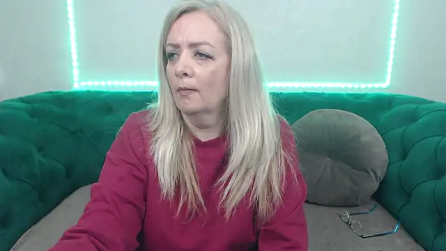 IvanaCharm online show from 2, 4, 2026