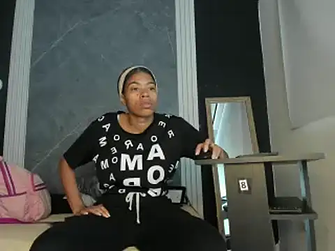 YummyDuooo online show from 28, 2, 2025