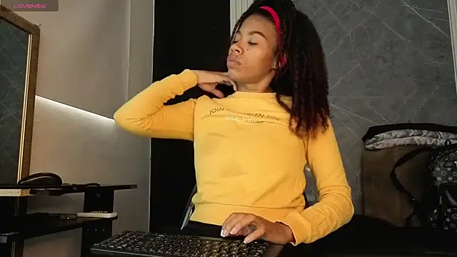 YummyDuooo online show from 23, 10, 2025