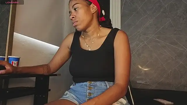 YummyDuooo online show from 11, 10, 2025