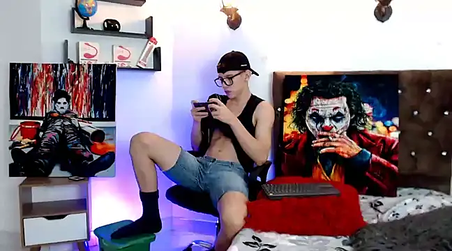 flowers18 online show from 25, 2, 2025