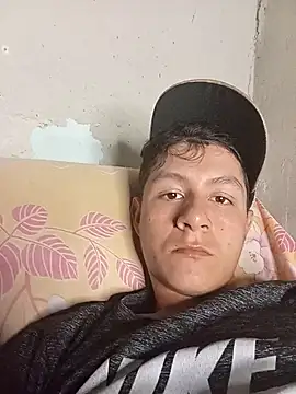 Snapshot of geroAguilar chatting on 23, 9, 2025 geroAguilar online show from 23, 9, 2025