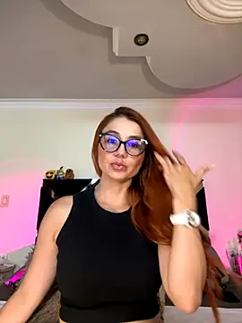 Snapshot of antonhella1 chatting on 11, 10, 2025 antonhella1 online show from 11, 10, 2025