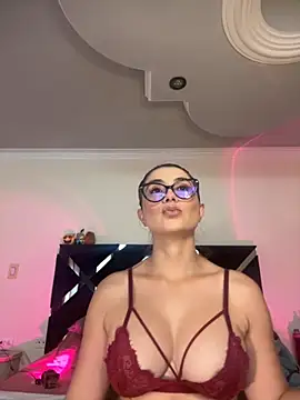 Snapshot of antonhella1 chatting on 7, 11, 2025 antonhella1 online show from 7, 11, 2025