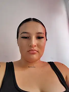 Celeste camila18 online show from 17, 9, 2025