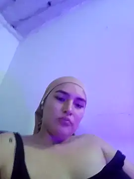 Celeste camila18 online show from 2, 4, 2026