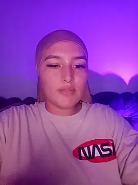 Celeste camila18 online show from 22, 3, 2026