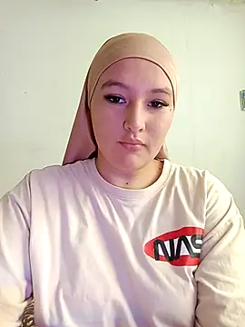 Celeste camila18 online show from 24, 10, 2025