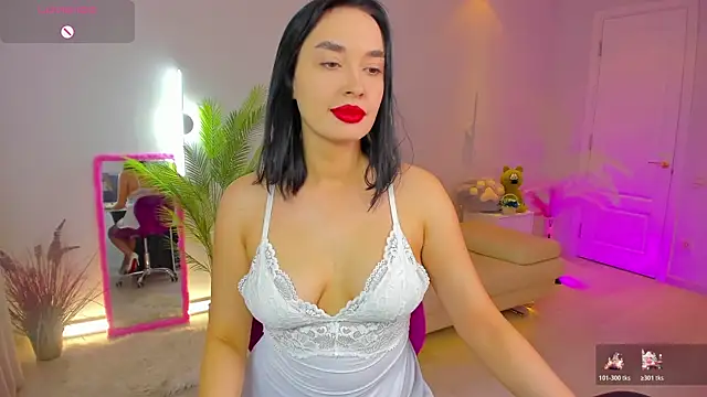 Miss Elia online show from 12, 3, 2026