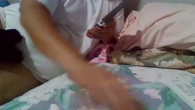 Snapshot of Whiper2024 chatting on 30, 9, 2025 Whiper2024 online show from 30, 9, 2025