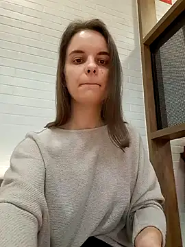 RaonXO online show from 4, 12, 2024