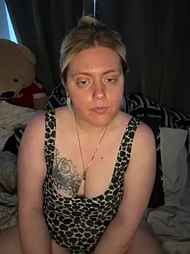 Snapshot of Blondiee3088 chatting on 9, 2, 2026 Blondiee3088 online show from 9, 2, 2026