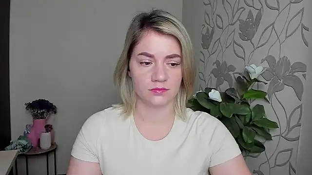 MariaSttone online show from 19, 10, 2025