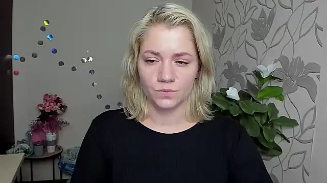 MariaSttone online show from 4, 12, 2025