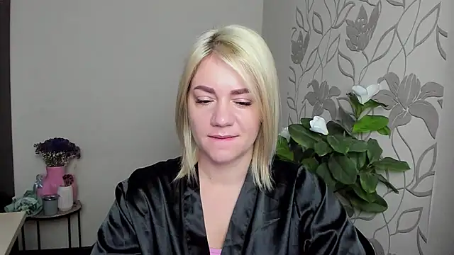 MariaSttone online show from 2, 11, 2025