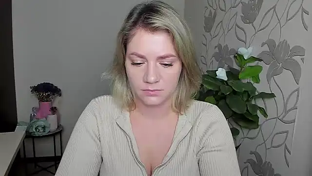 MariaSttone online show from 7, 10, 2025