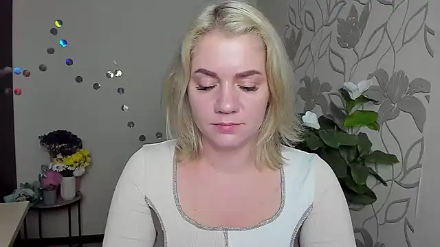 MariaSttone online show from 25, 11, 2025