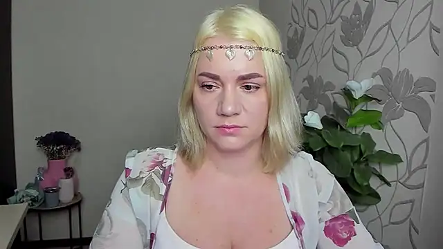 MariaSttone online show from 9, 11, 2025