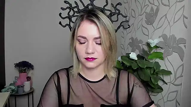 MariaSttone online show from 30, 10, 2025