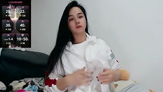 Snapshot of baoer-558 chatting on 5, 3, 2025 baoer-558 online show from 5, 3, 2025