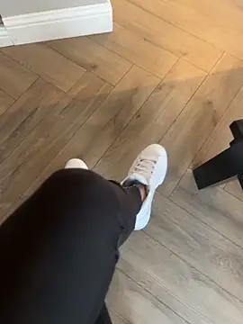 Snapshot of FeetVibe chatting on 30, 10, 2025 FeetVibe online show from 30, 10, 2025