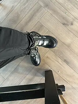 FeetVibe online show from 11, 2, 2026