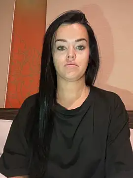 English-Chloe96 online show from 23, 11, 2025