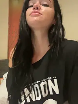 English-Chloe96 online show from 20, 12, 2025