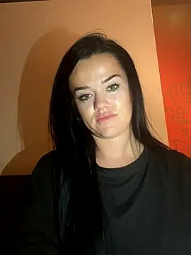 English-Chloe96 online show from 10, 10, 2025