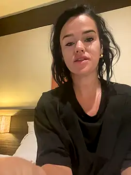 English-Chloe96 online show from 13, 11, 2025