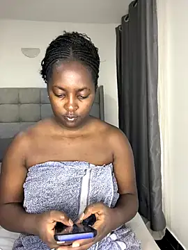 prettiepearl online show from 22, 9, 2025