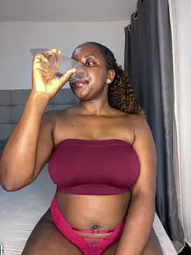 prettiepearl online show from 18, 3, 2026