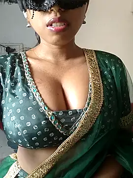 sandy naughty online show from 9, 10, 2025