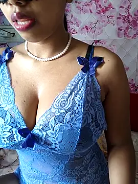 Snapshot of sandy_naughty chatting on 24, 4, 2026 sandy naughty online show from 24, 4, 2026