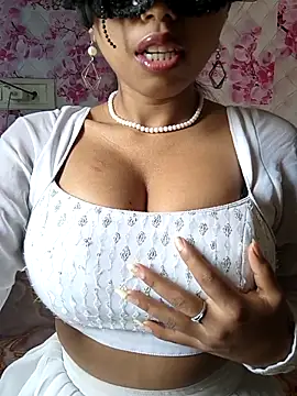 sandy naughty online show from 3, 4, 2026