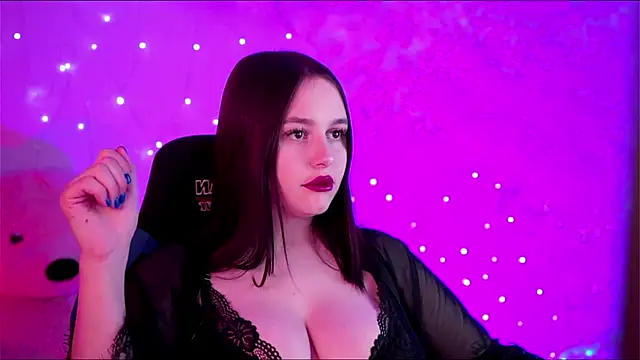 Snapshot of SerenaFerrera chatting on 4, 12, 2024 SerenaFerrera online show from 4, 12, 2024