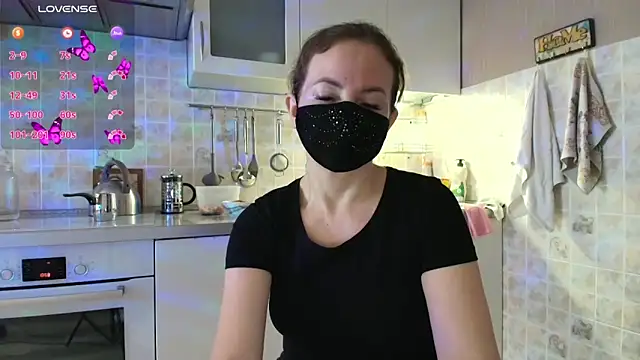 MilfeaN online show from 3, 4, 2026