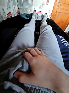 Azerty0911 online show from 30, 11, 2025