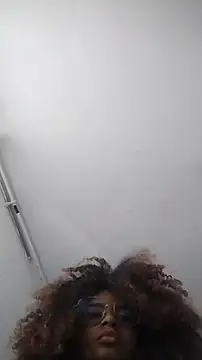 Emanuelle manu online show from 17, 2, 2026