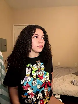 ladylavish online show from 3, 12, 2024