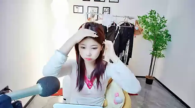 Snapshot of YYBAOBEI chatting on 26, 12, 2024 YYBAOBEI online show from 26, 12, 2024